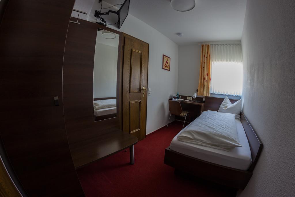 Hotel Ratskeller Niederurff Bad Zwesten Zimmer foto